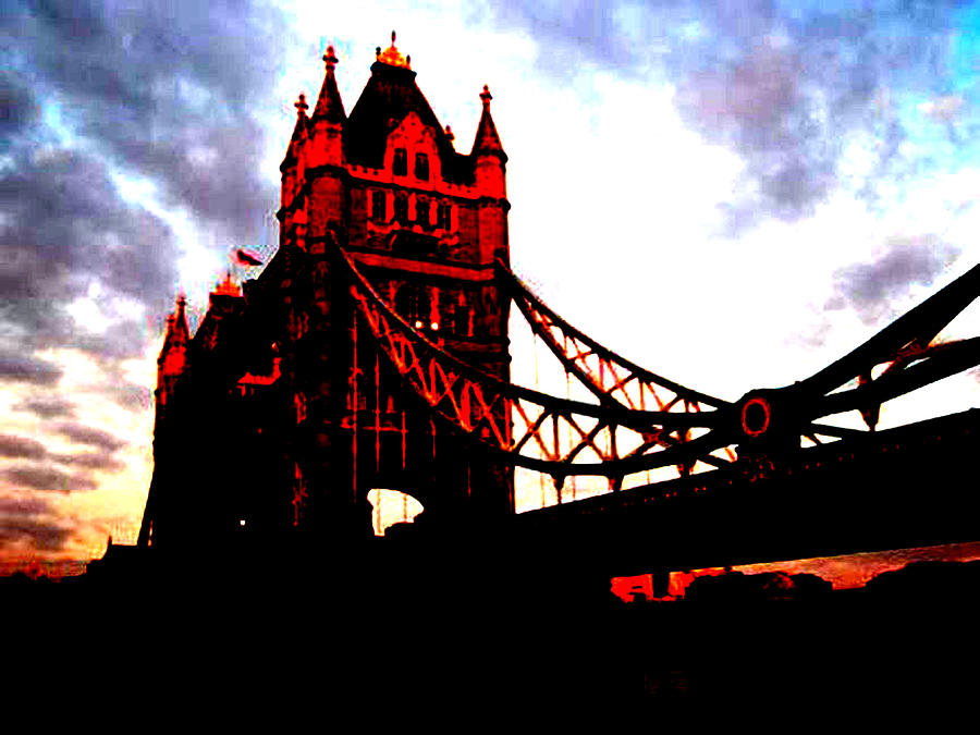 City Landscape Photograph - London Bridge No 3 by Samuel H Gross Jr 