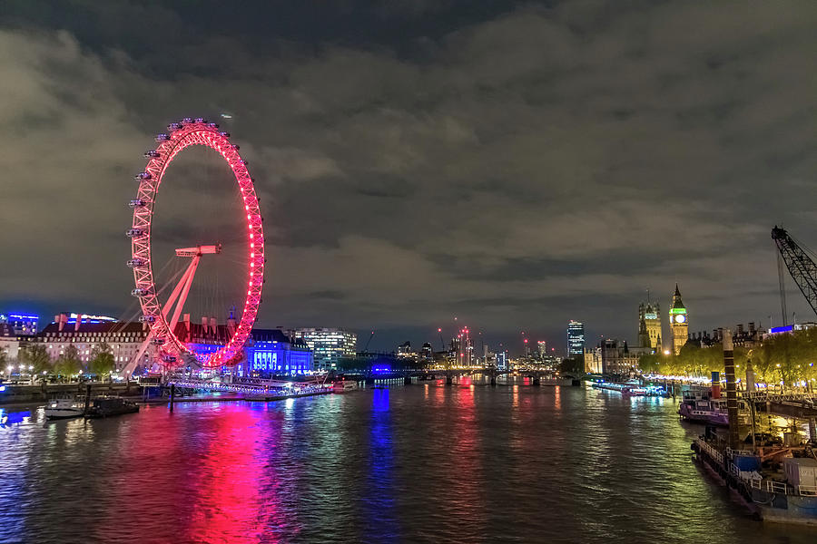 London Eye Pyrography by Javier Flores - Fine Art America