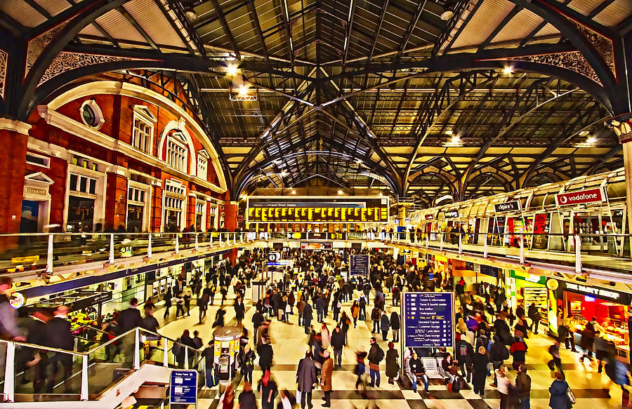 London Liverpool Street Station Photograph by David French