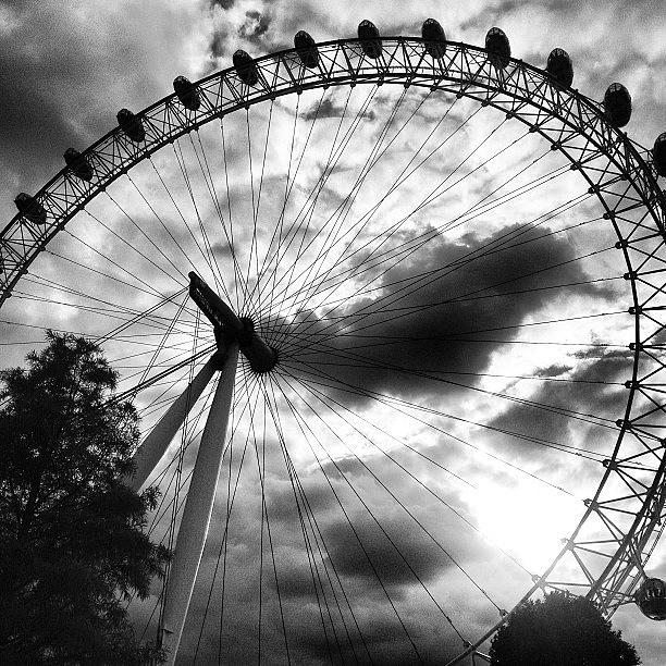 London Photograph - #london #millenium #wheel #park #play by Becky Veal