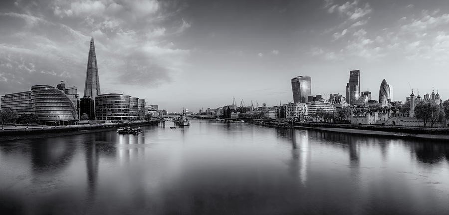 London Panorama Photograph by Rob Davies