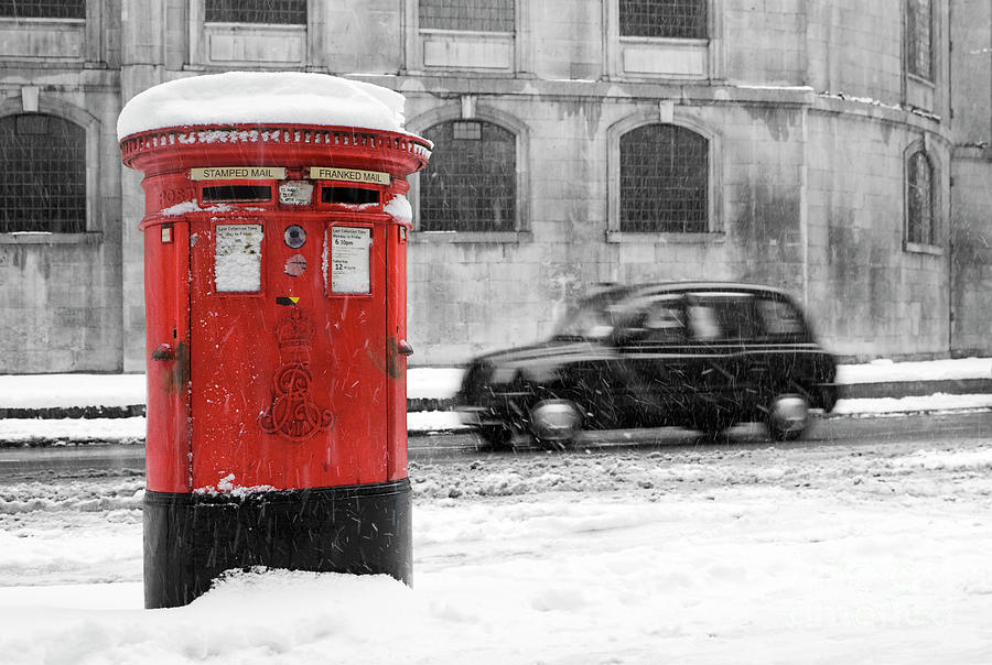  London Snow Photograph by David Bleeker