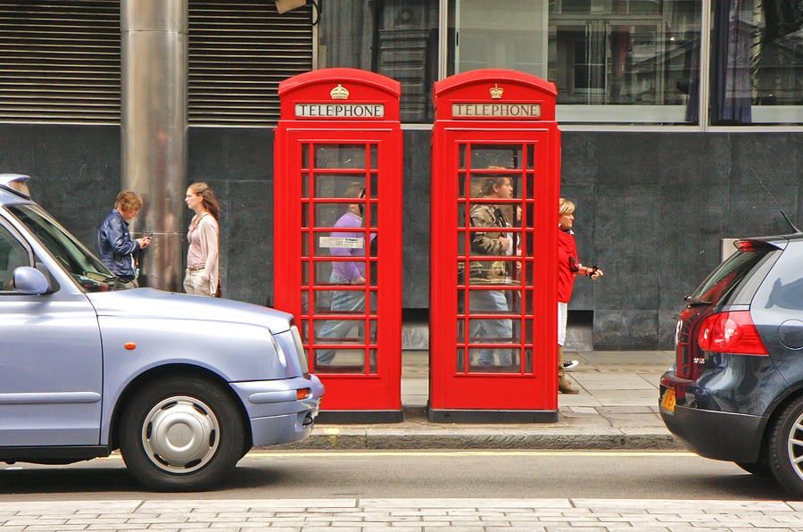 London Street Life #4 Photograph by KG Thienemann