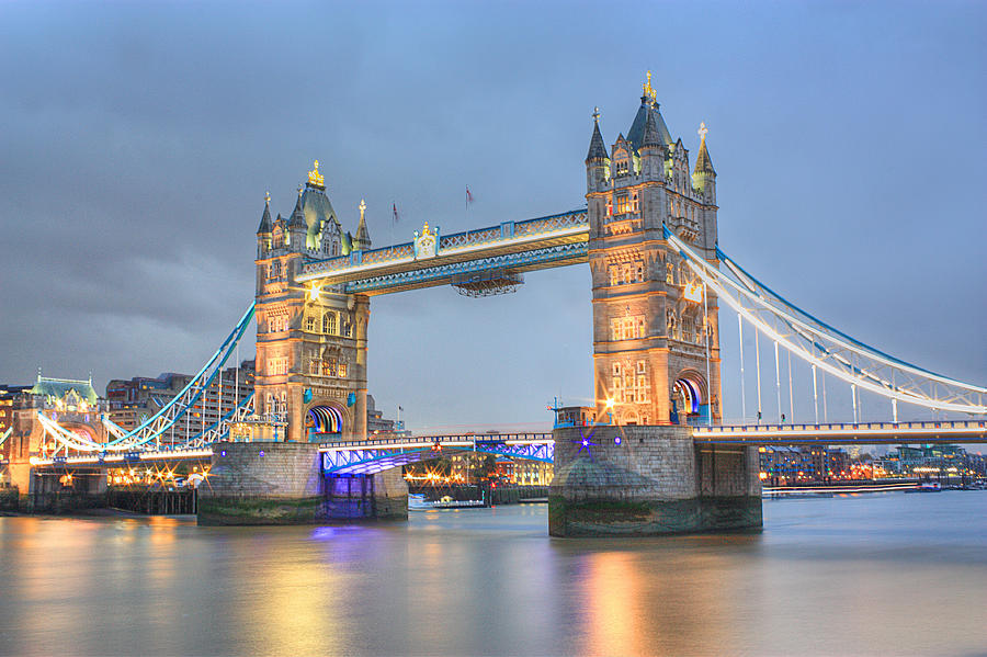 London Tower Bridge At Night Photograph by David Saunders - Pixels