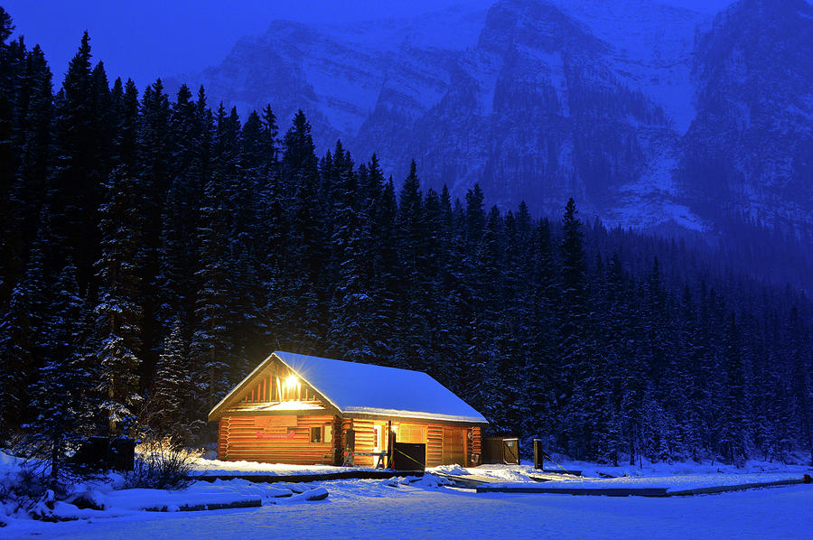 Lone Cabin in the Rockies Photograph by James Kirkikis