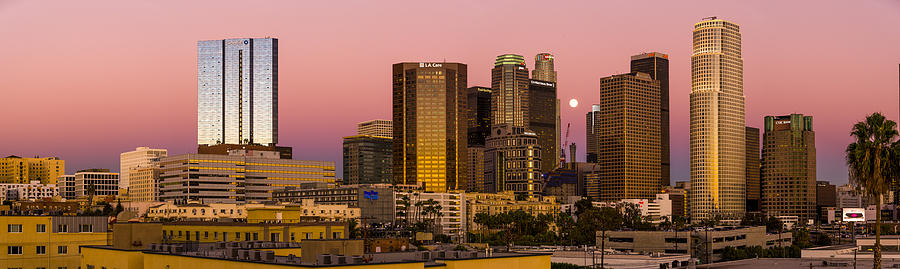 Los Angeles Moonrise 2014 Photograph by Joe Doherty