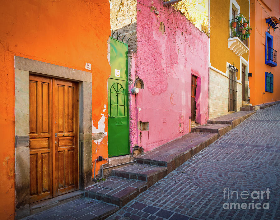 Los Colores de Guanajuato Photograph by Inge Johnsson