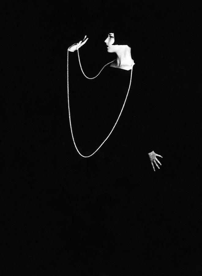 Louise Brooks, Photo By Ruth Harriet Photograph by Everett