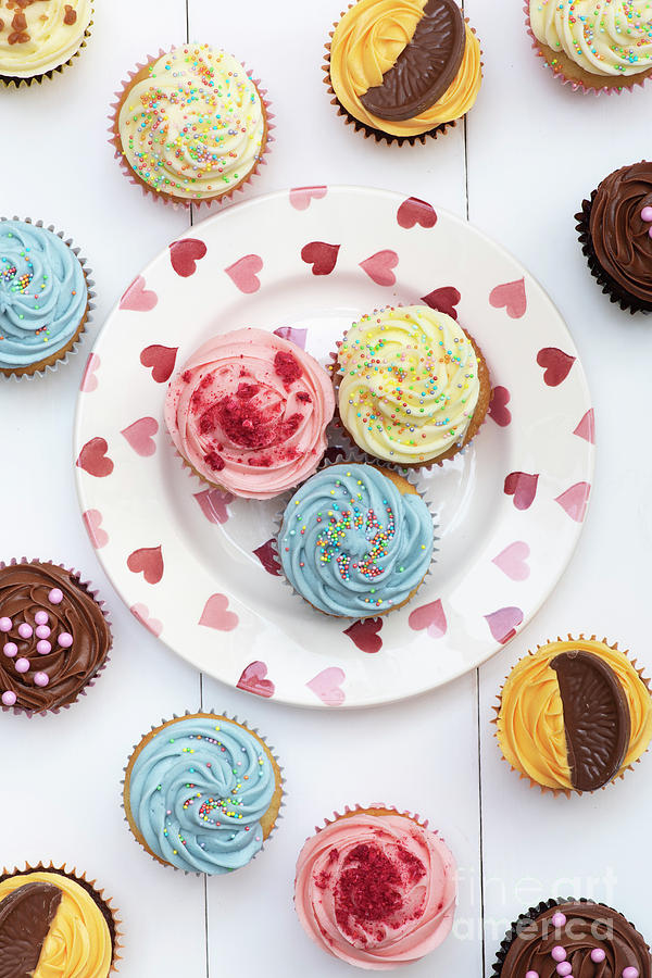 Love Cupcakes Photograph by Tim Gainey