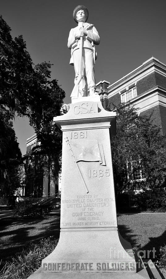 Confederate Memorial Photograph - Love Makes Memory Eternal by David Lee Thompson