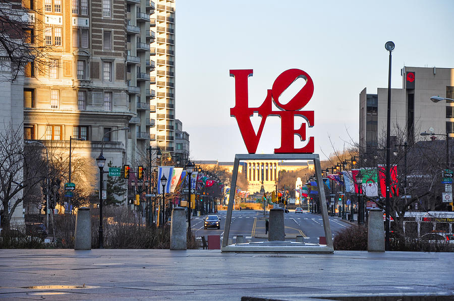Love on the Parkway Photograph by Bill Cannon