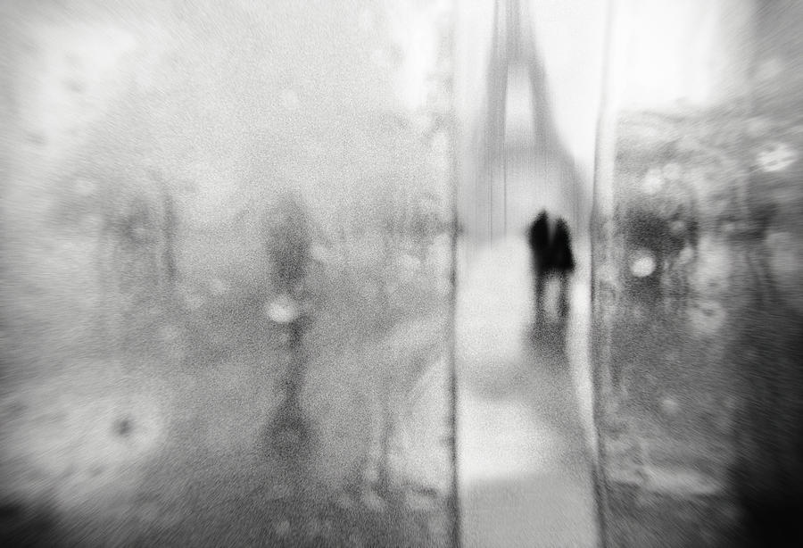 Paris Photograph - Love Story In Paris by Eric Drigny