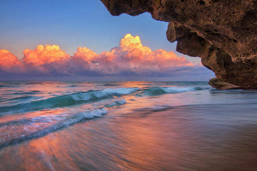 low-tide-at-sunset-from-coral-cove-park-on-jupiter-island-florida