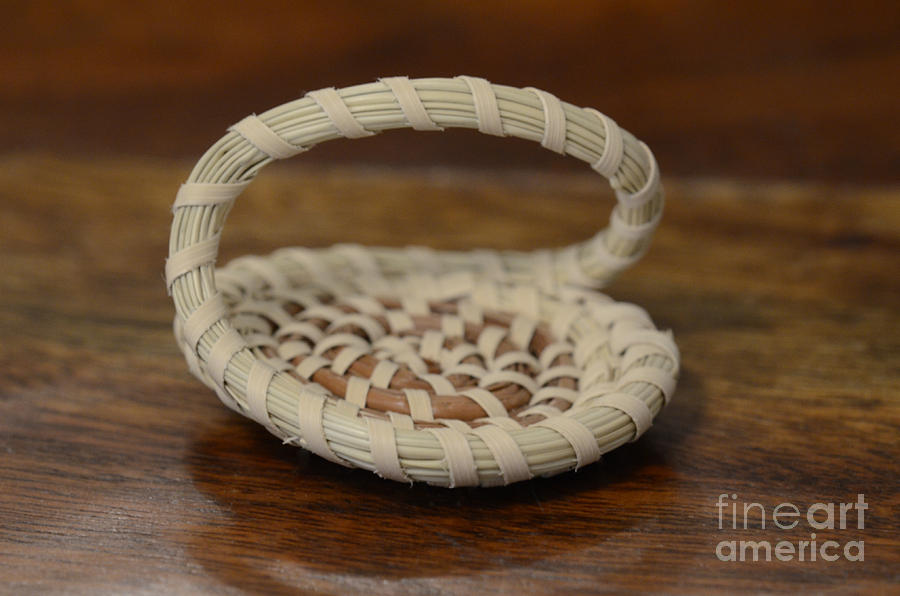 Lowcountry Basket Weaving  Photograph by Dale Powell
