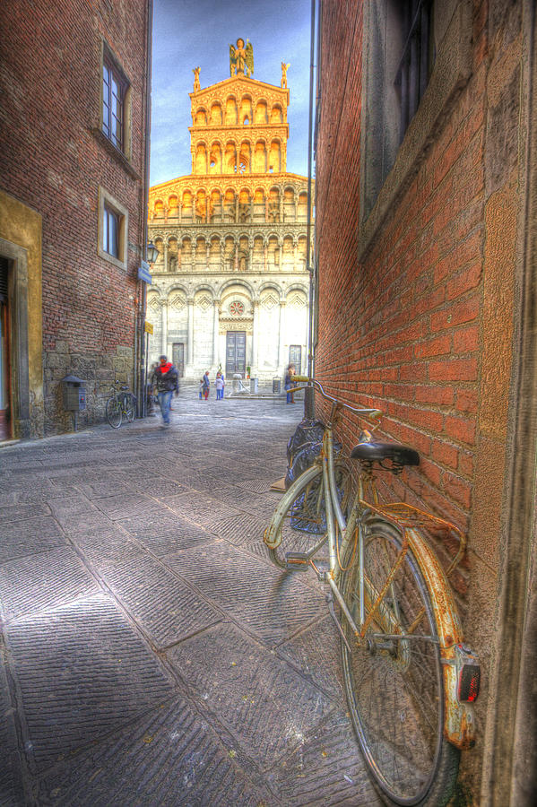 Bicycle Photograph - Lucca Church by Clint Hudson