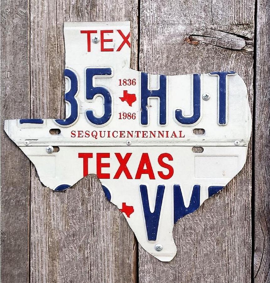 Luckenbach - Texas Photograph by Suzanne Theis