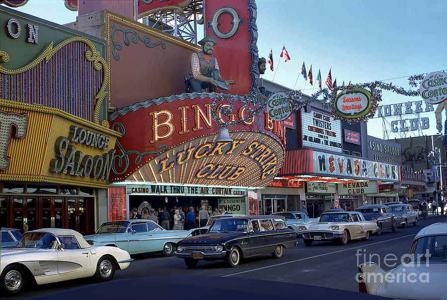 Lucky Strike Club, Las Vegas Photograph by Wernher Krutein