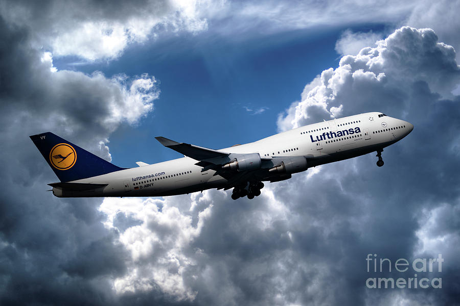 Lufthansa Boeing 747-430 Digital Art by Airpower Art