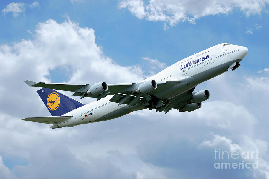 Lufthansa Boeing 747 Digital Art by Airpower Art
