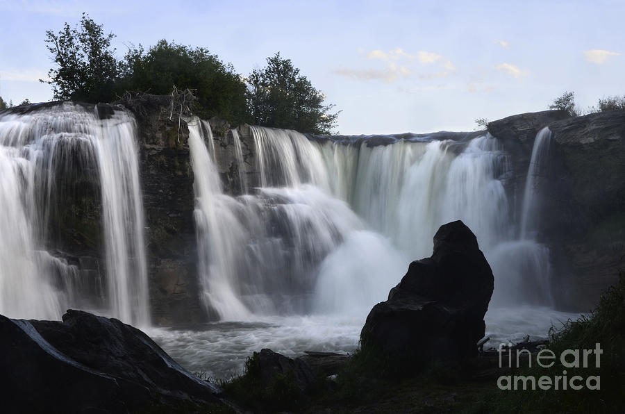 Waterfall Photograph - Lundbreck Falls Evening Light by Bob Christopher