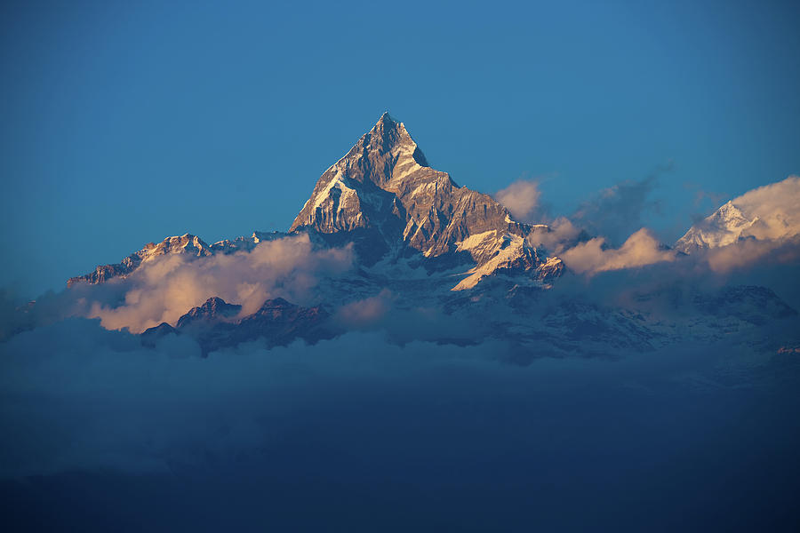 Machhapuchhre Himalayan Peak Clouds Morning Photograph by Pius Lee ...