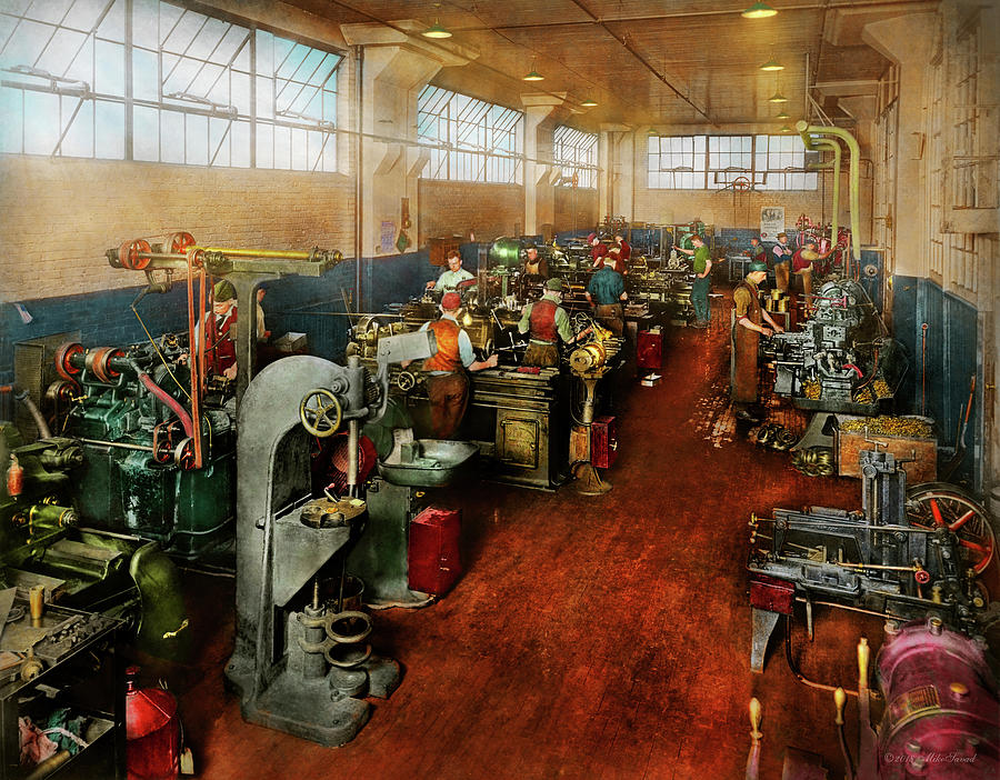Machinist - Machinists in training 1918 Photograph by Mike Savad