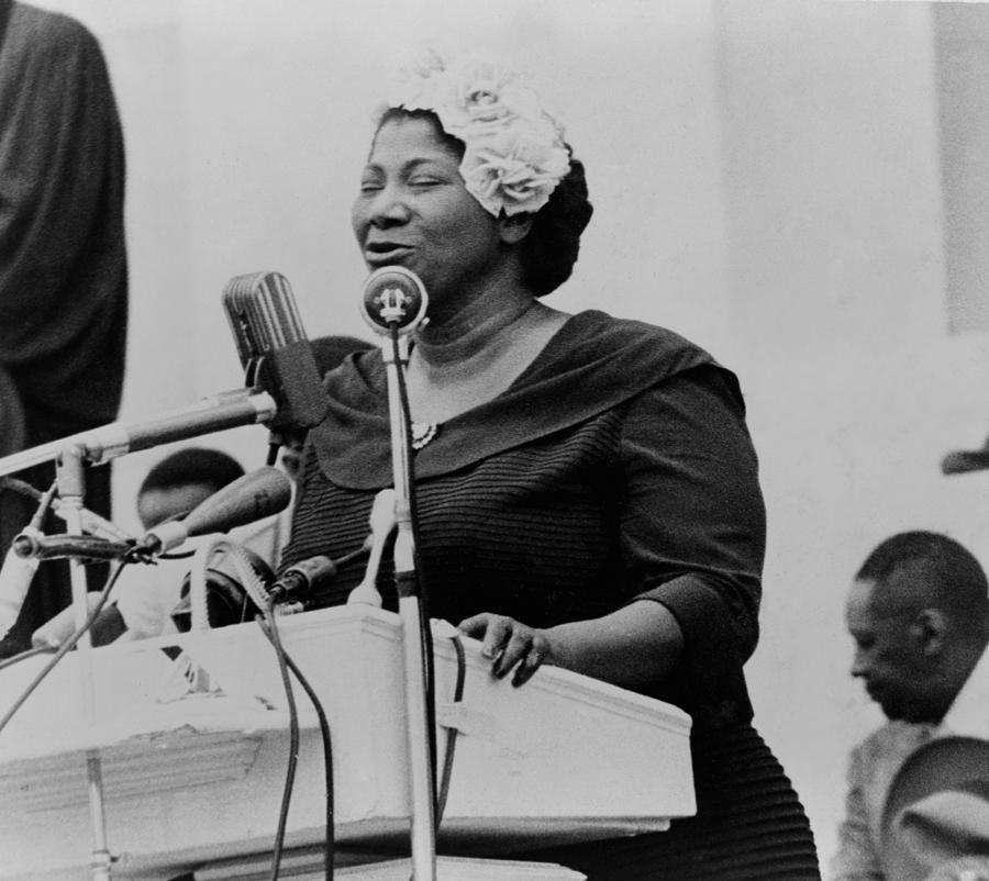 Mahalia Jackson 1911-1972, Singing Photograph by Everett
