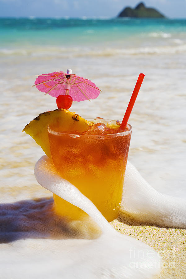 Cool Photograph - Mai Tai getting splashed by Tomas del Amo - Printscapes