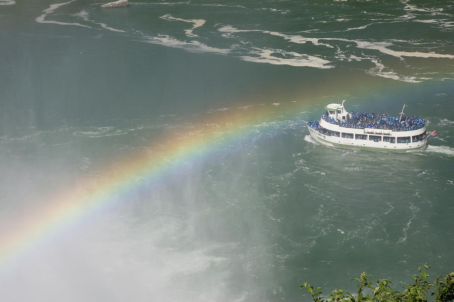 Maid of the Mist under a Niagara Falls Rainbow Photograph by Jeff Folger
