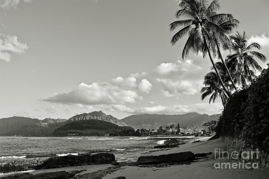 Maili Hawaii in Black and White Photograph by Craig Wood