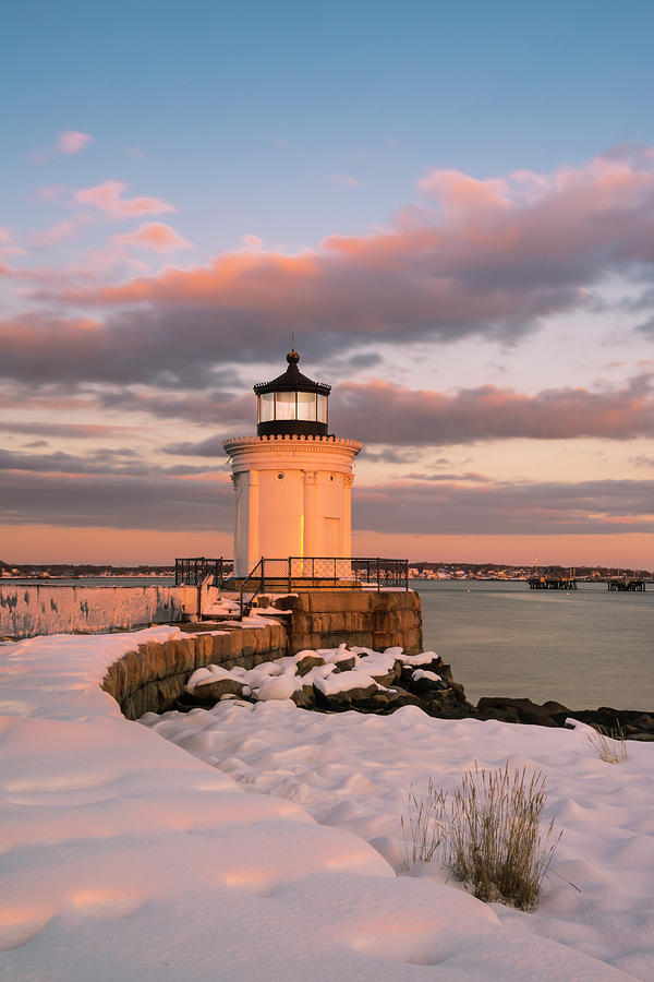 Maine Bug Light Lighthouse Snow at Sunset Photograph by Ranjay Mitra