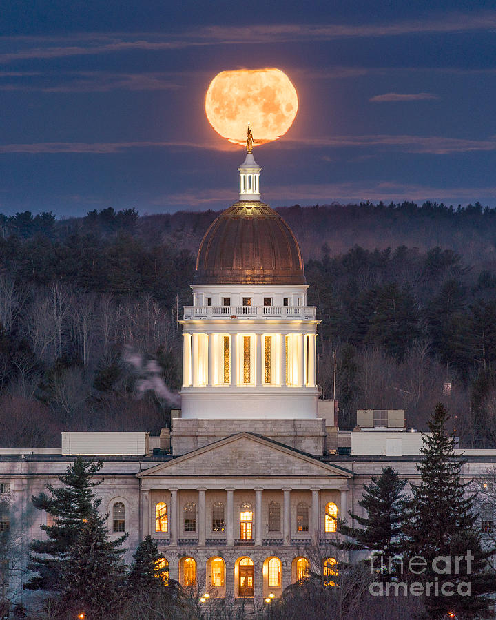 Maine State House Moon Photograph by Benjamin Williamson