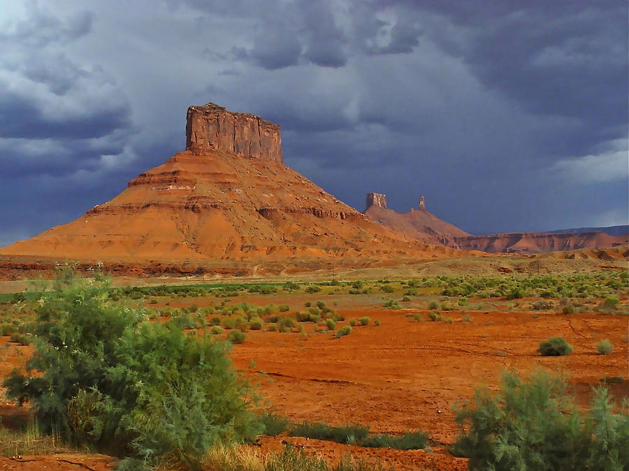 Majestic Buttes Photograph by Don Mercer