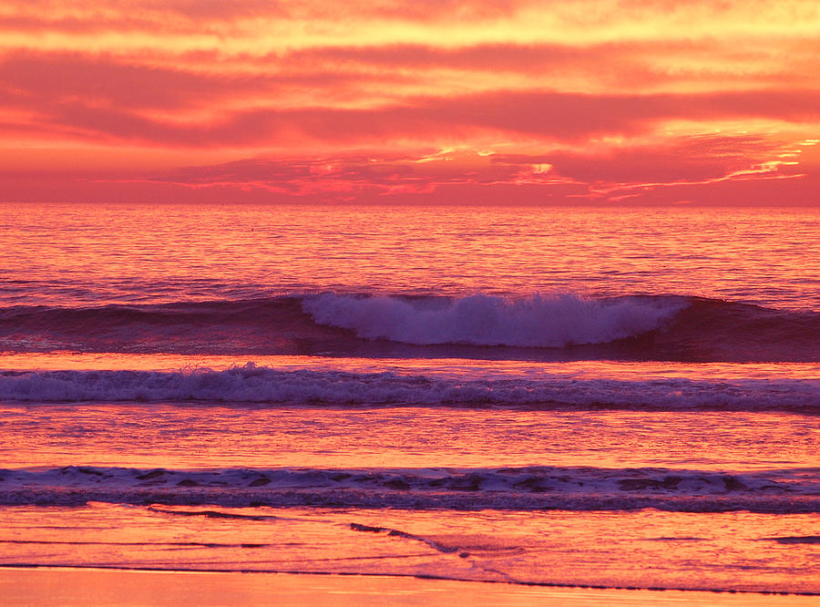Sunset Photograph - Makin Waves by Jean Booth