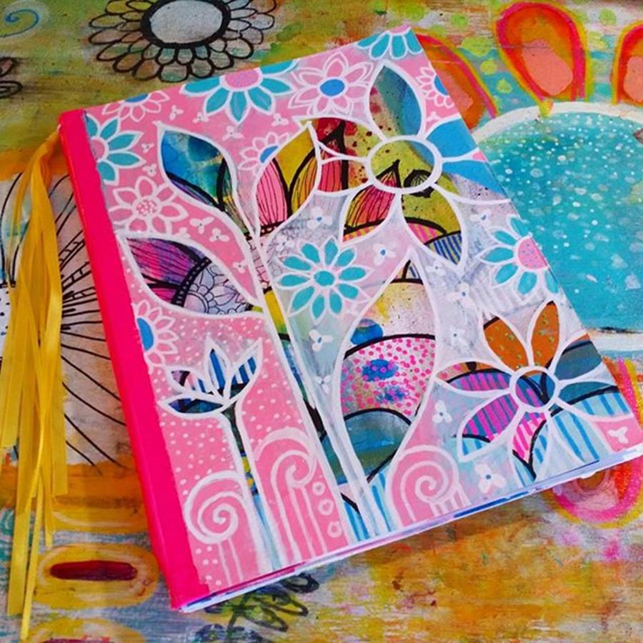 Removable Photograph - Making #meadori Style #artjournals by Robin Mead