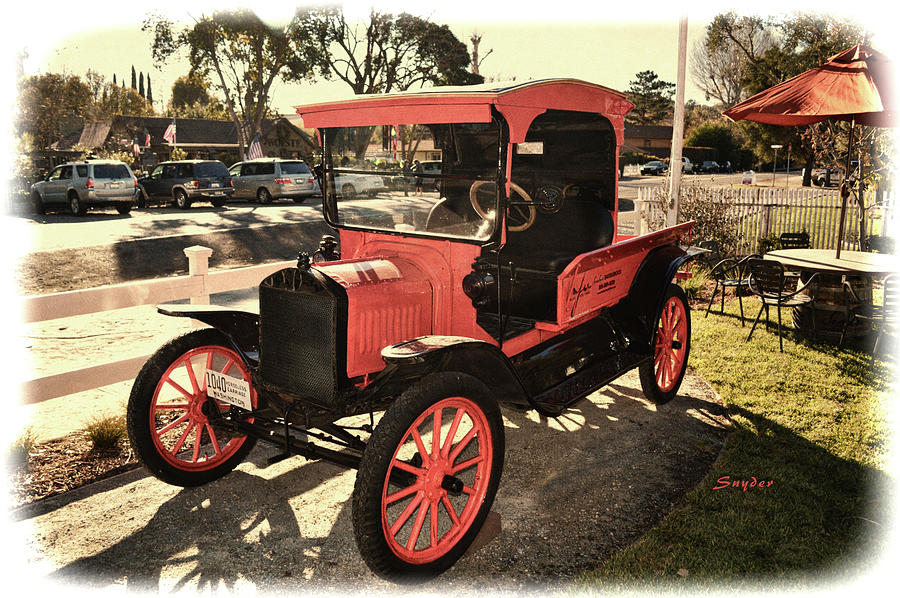 Wine Photograph - Malibu Family Wine Truck Grungy by Floyd Snyder