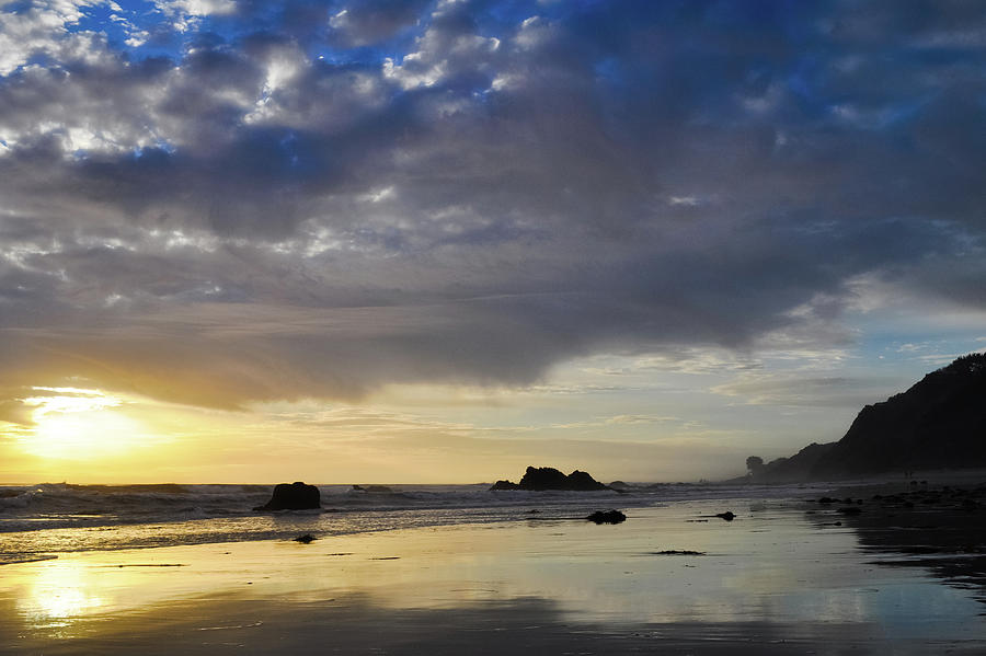 Malibu Sunset Sands Photograph by Kyle Hanson