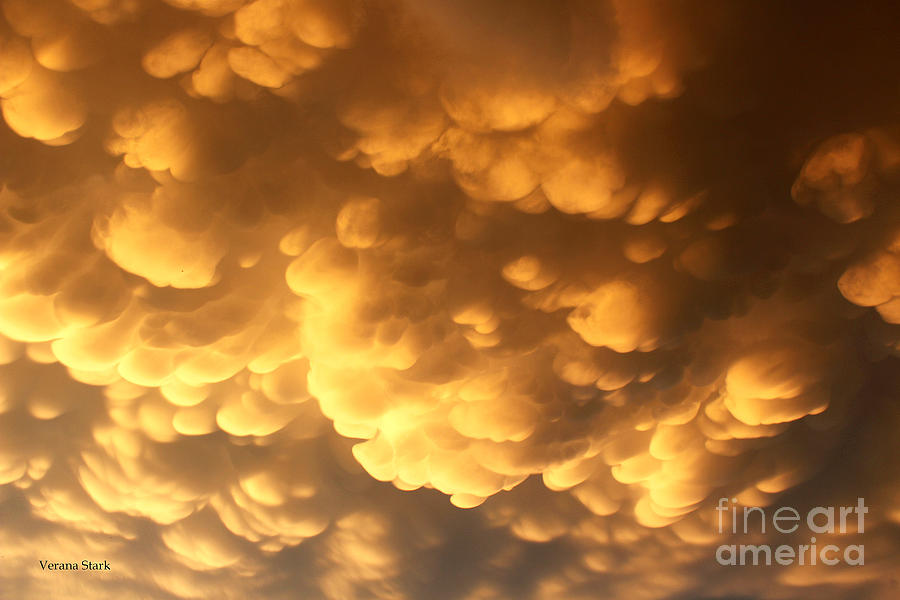 Mammatus Clouds 1 Photograph by Verana Stark