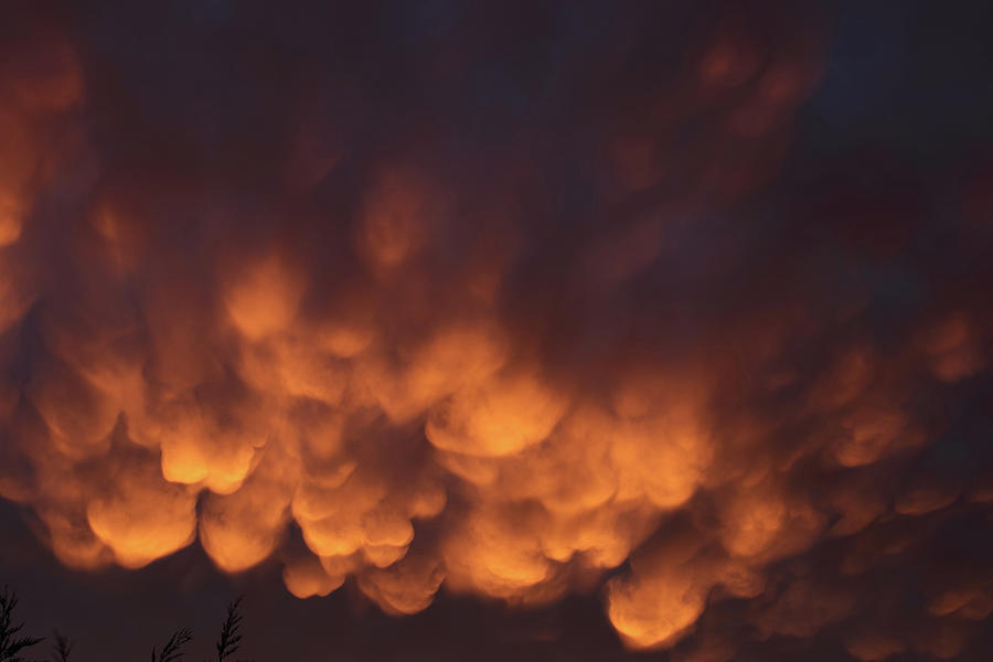  Mammatus Clouds Drawing by Jeff Townsend