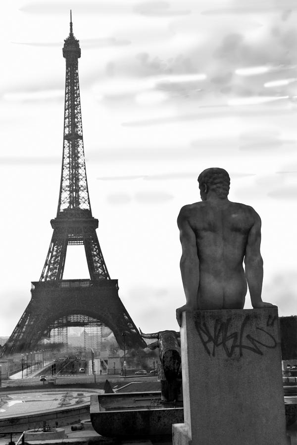 The Man on the Eiffel Tower nude photos