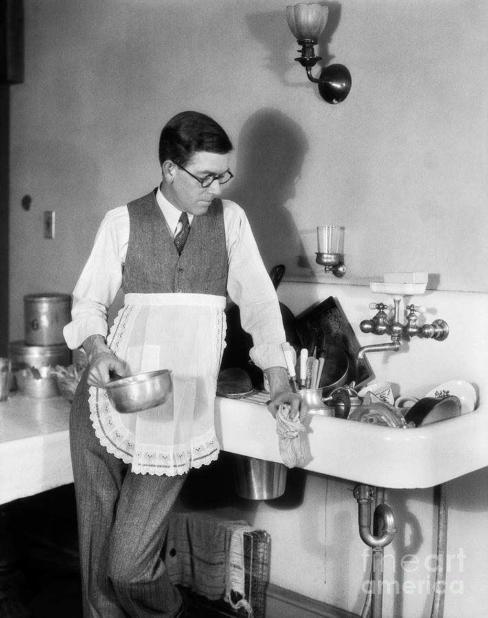 Man Contemplating Dishes, C.1920s Photograph by H. Armstrong Roberts/ClassicStock