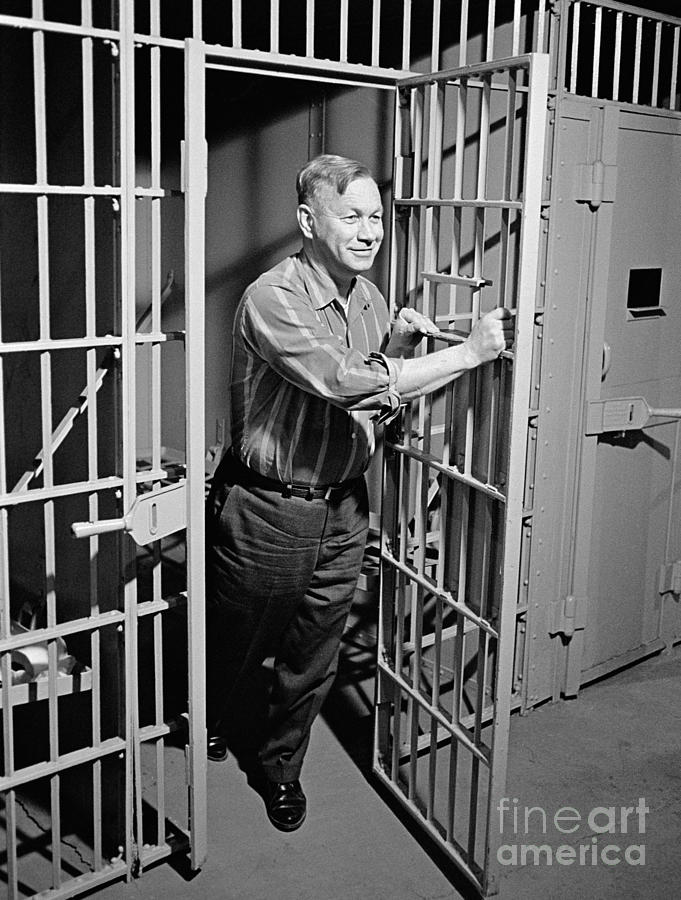 Man Released From Jail, C.1960s Photograph by H. Armstrong Roberts/ClassicStock
