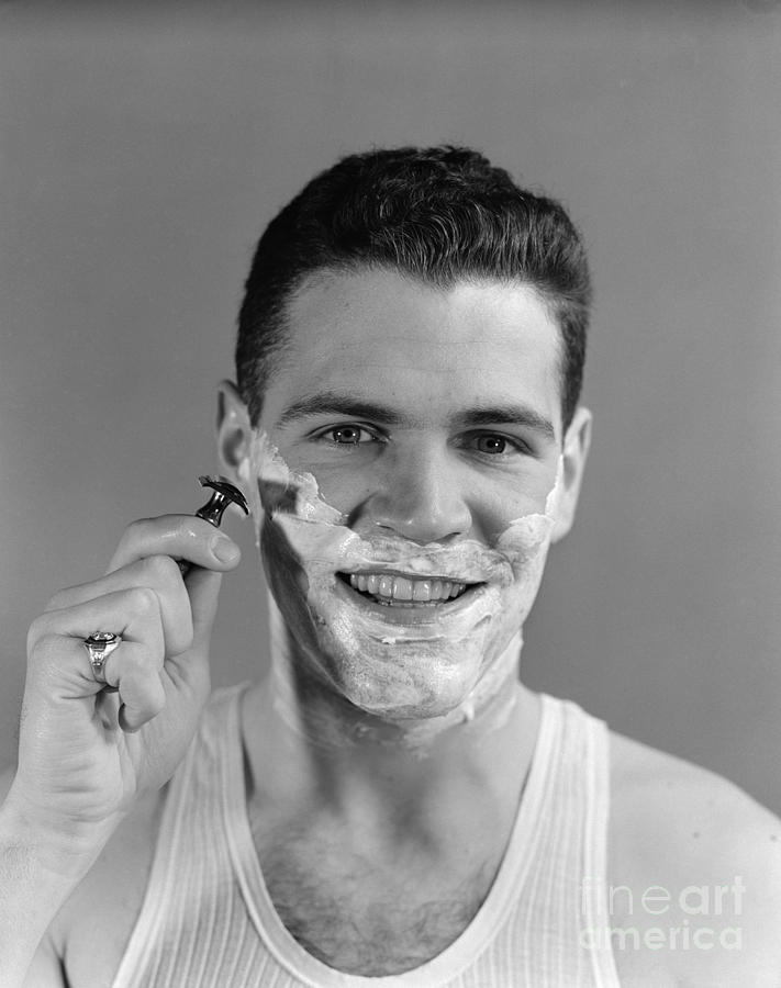 Man Shaving, C.1940s Photograph by H. Armstrong Roberts/ClassicStock