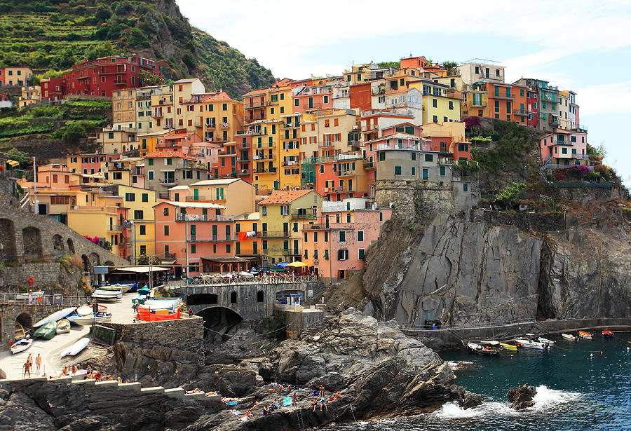 Manarola Italy in Cinque Terre Photograph by Stephen Schwiesow - Fine ...