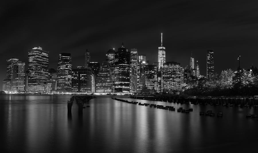 Architecture Photograph - Manhattan at night in Black and White by Andres Leon