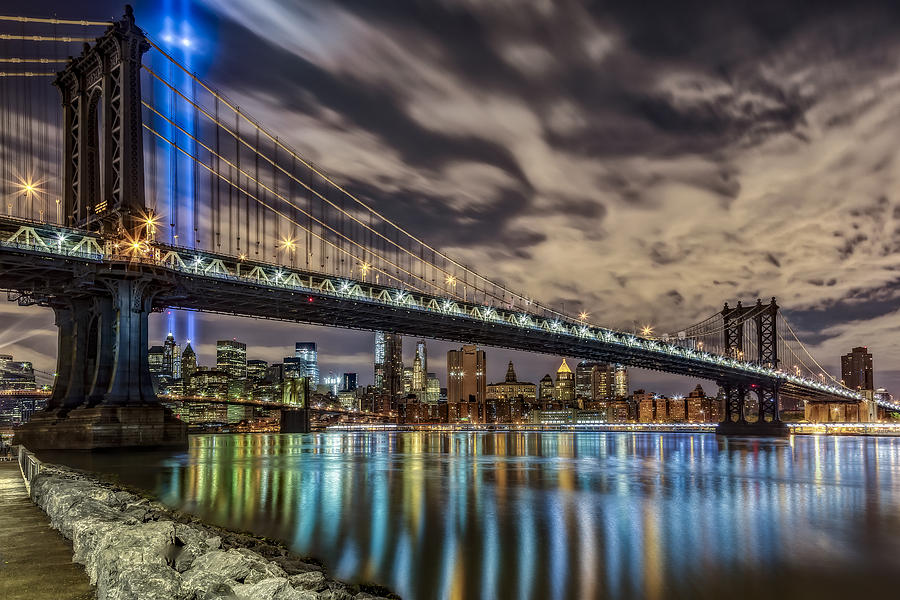 Brooklyn Bridge Photograph - Manhattan Bridge 911 Tribute by Susan Candelario