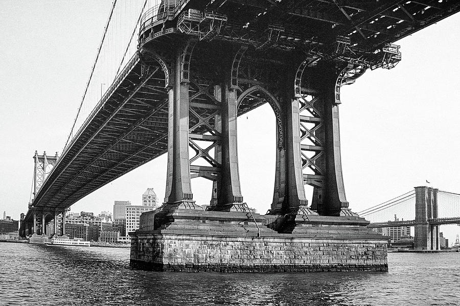 Manhattan Bridge, afternoon Photograph by Gary Heller