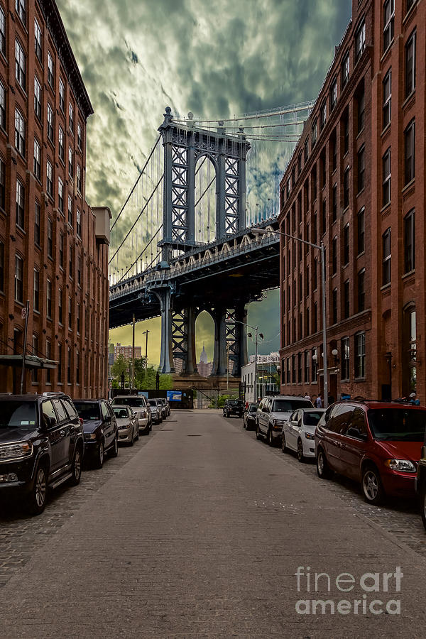 Manhattan Bridge Photograph by Franz Zarda