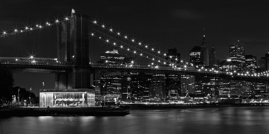 Manhattan At Night B/w Photograph By Melanie Viola - Pixels