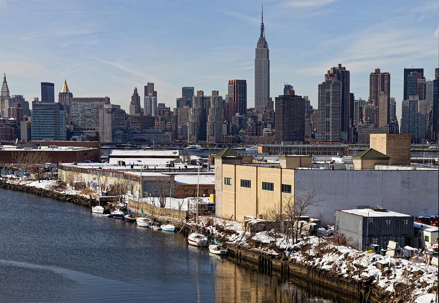 Manhattan from Greenpoint in Winter Photograph by Robert Ullmann